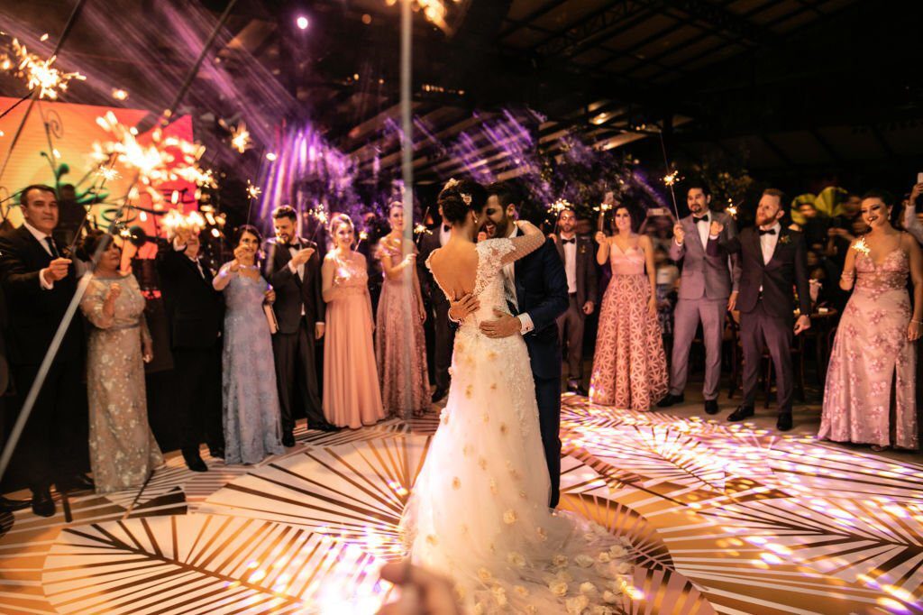 Distinctive Trends That Redefine Weddings