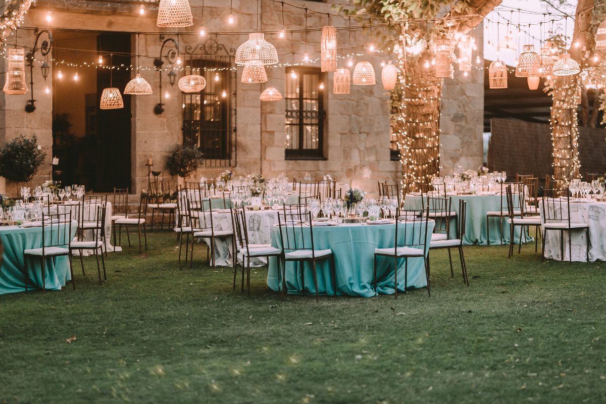 Serving Style Guide for Your Wedding Reception