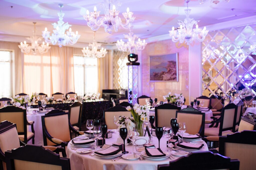 Wedding Lighting Ideas That Transform Your Venue
